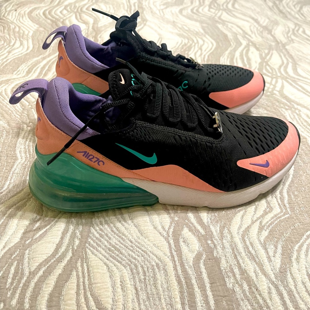 Nike Air Max 270